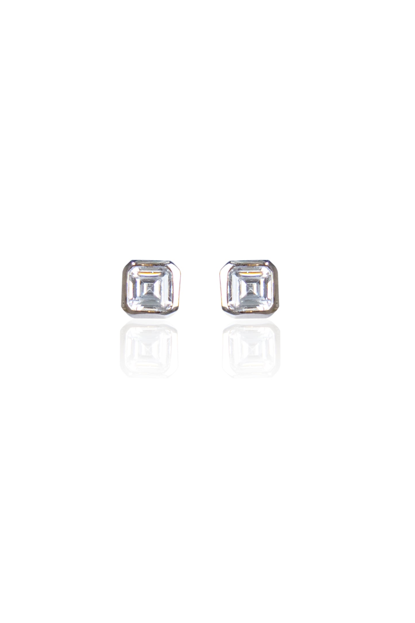 Silverio Square Studs