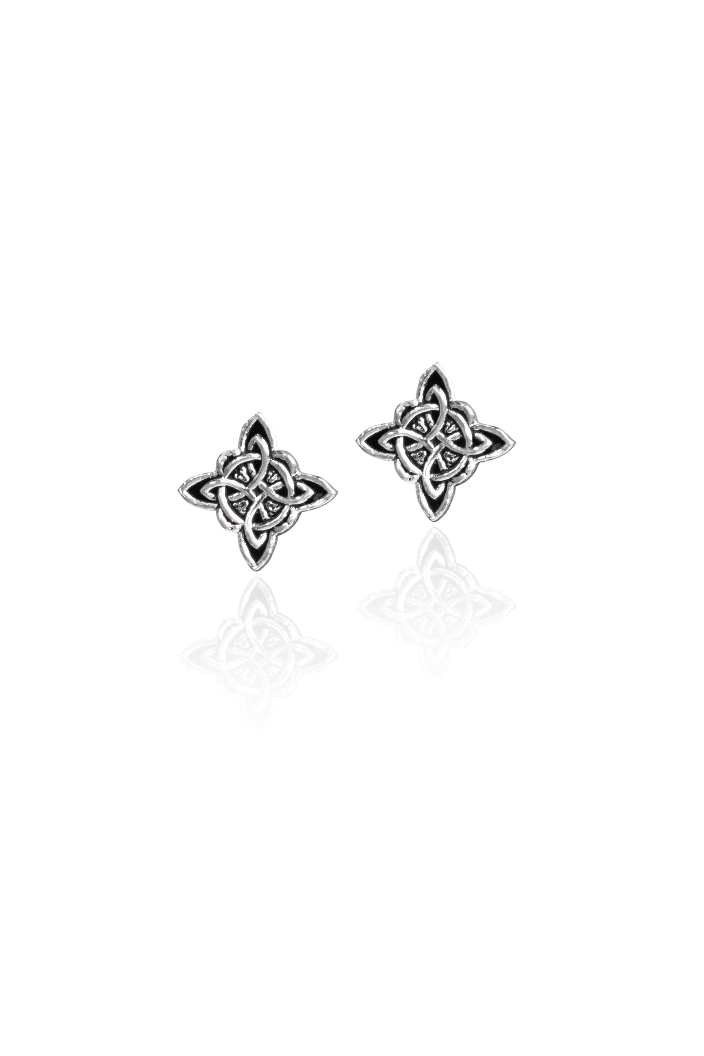 Silverio Lucky Knot Studs