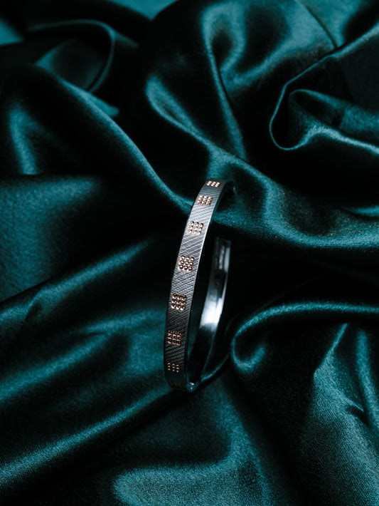 Silverio 925 Purity High polished silver kada / Cuff for boy and Men