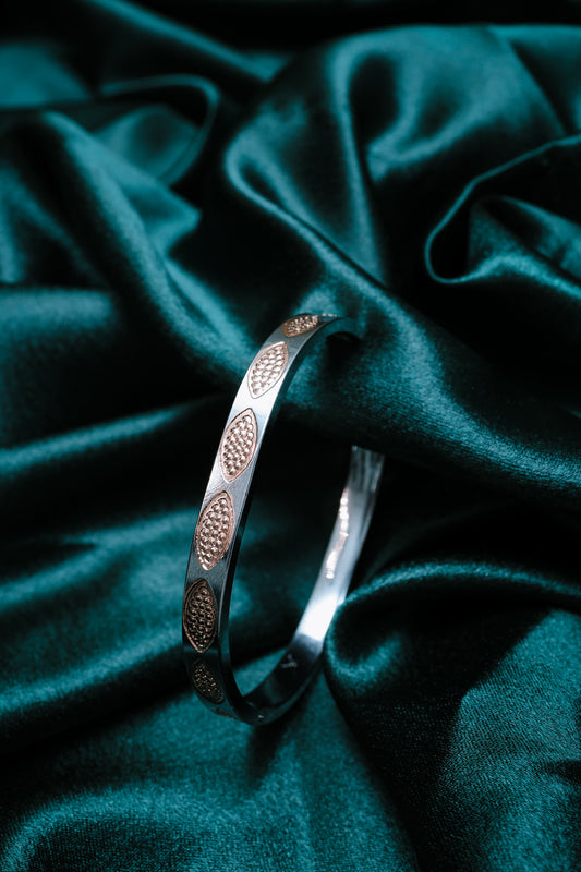 Silverio 925 Purity High polished silver kada / Cuff for boy and Men
