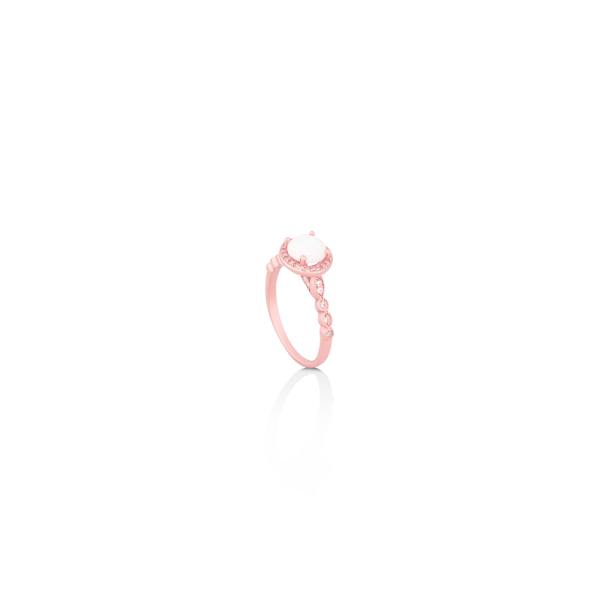 Rose Gold White Pearl Ring