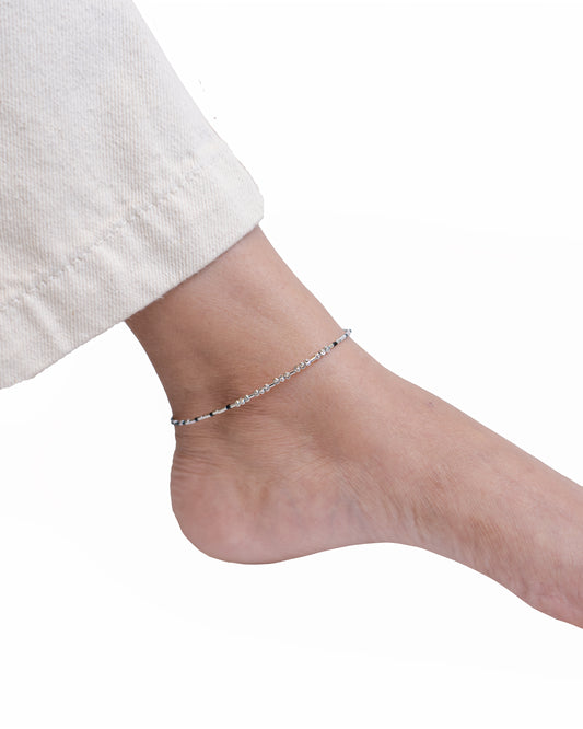 Silver Tridot Line Anklet